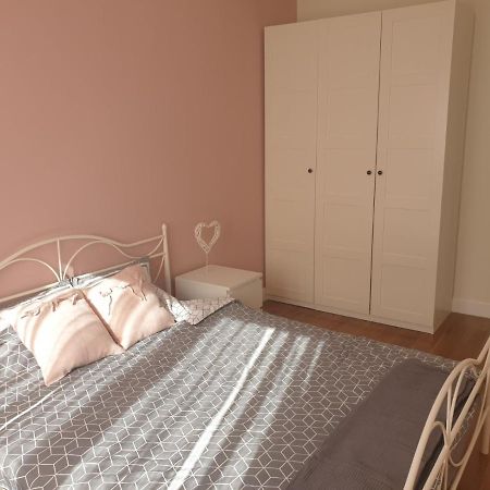Apartment Mona Belgrad Exterior foto