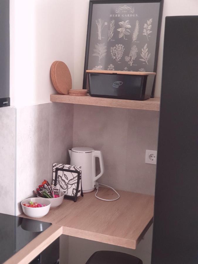 Apartment Mona Belgrad Exterior foto