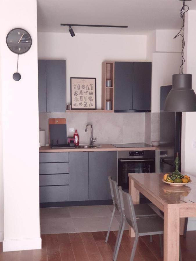 Apartment Mona Belgrad Exterior foto